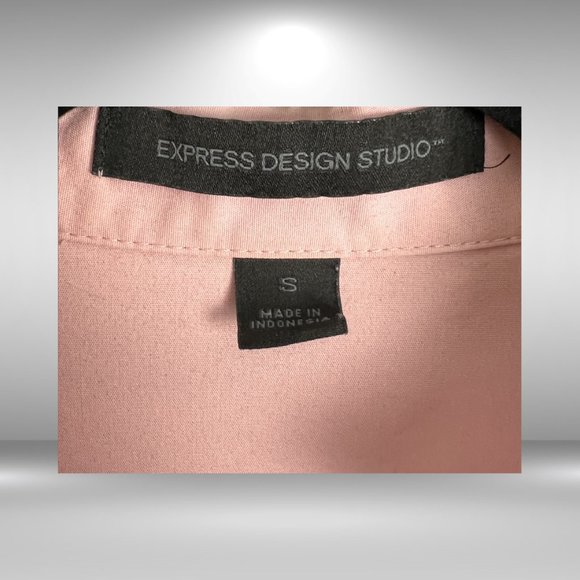 Express Design Studio V-Neck Pink Stretchy Long Sleeve Button-Down Shirt - Picture 4 of 4